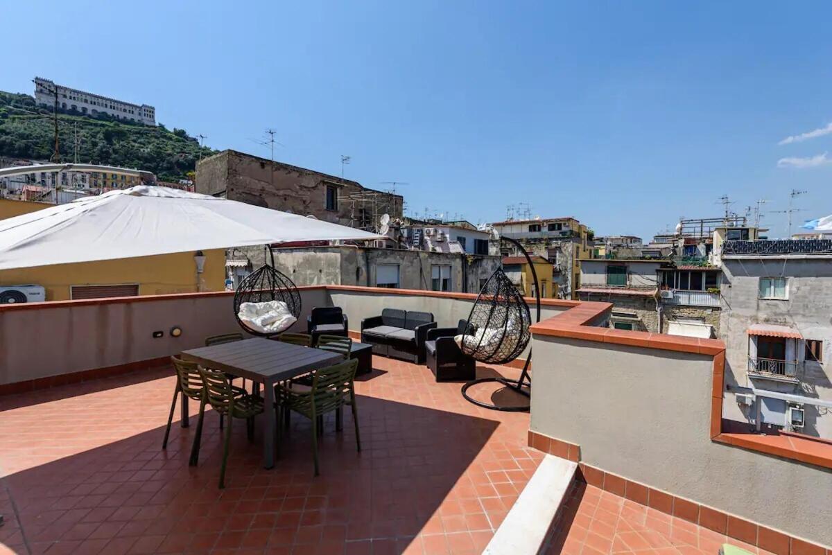 Roof Moon - La Terrazza Dei Quartieri Spagnoli Nápoles Exterior foto