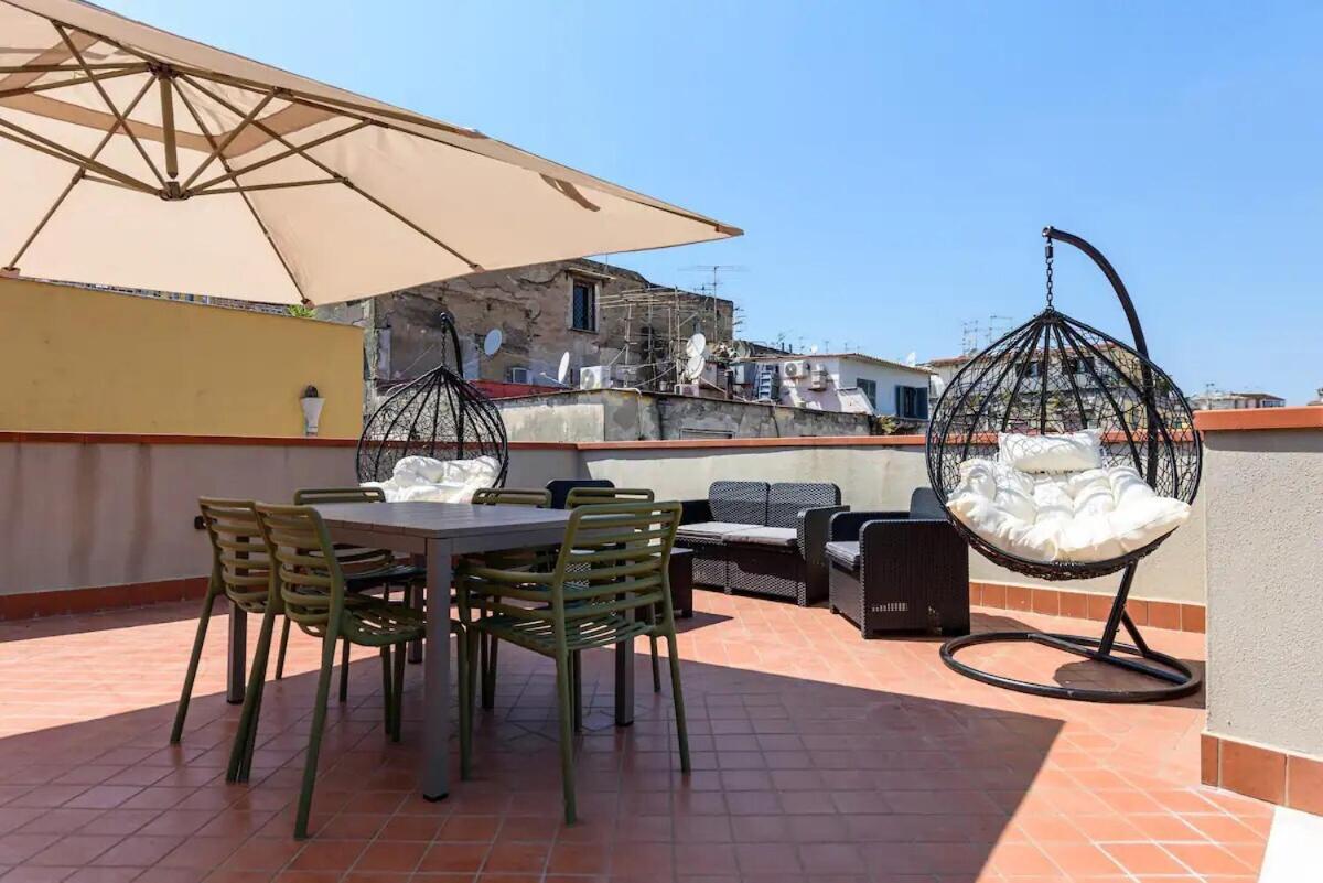 Roof Moon - La Terrazza Dei Quartieri Spagnoli Nápoles Exterior foto