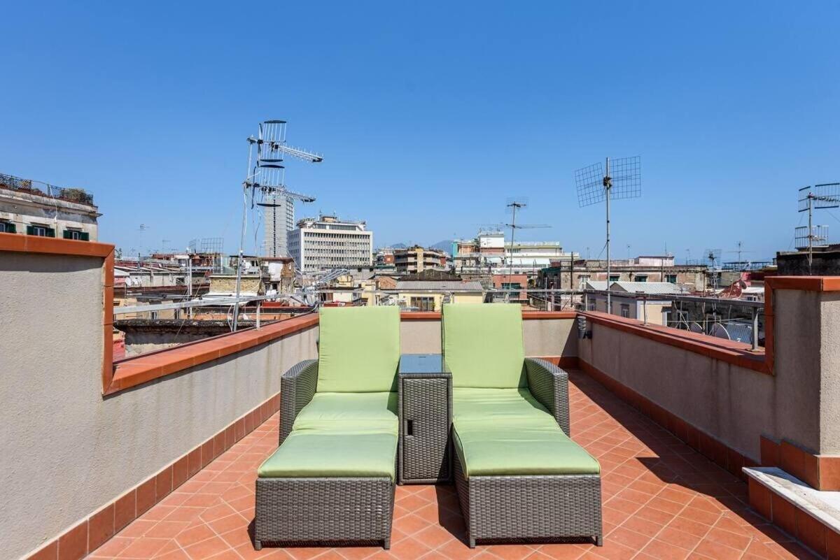 Roof Moon - La Terrazza Dei Quartieri Spagnoli Nápoles Exterior foto